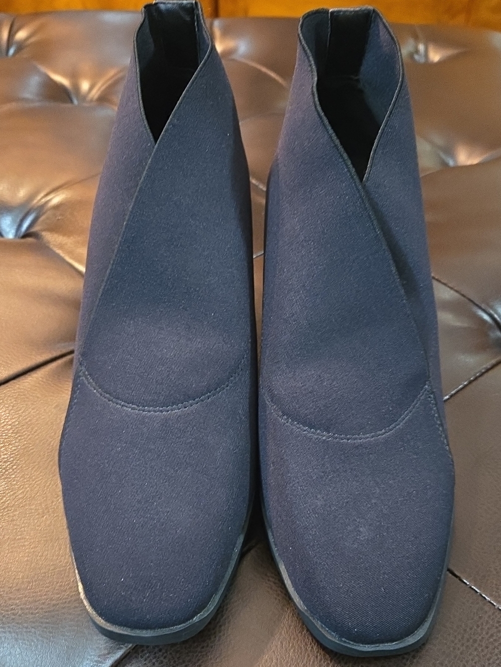 AEROSOLES Black Slip-On Mules